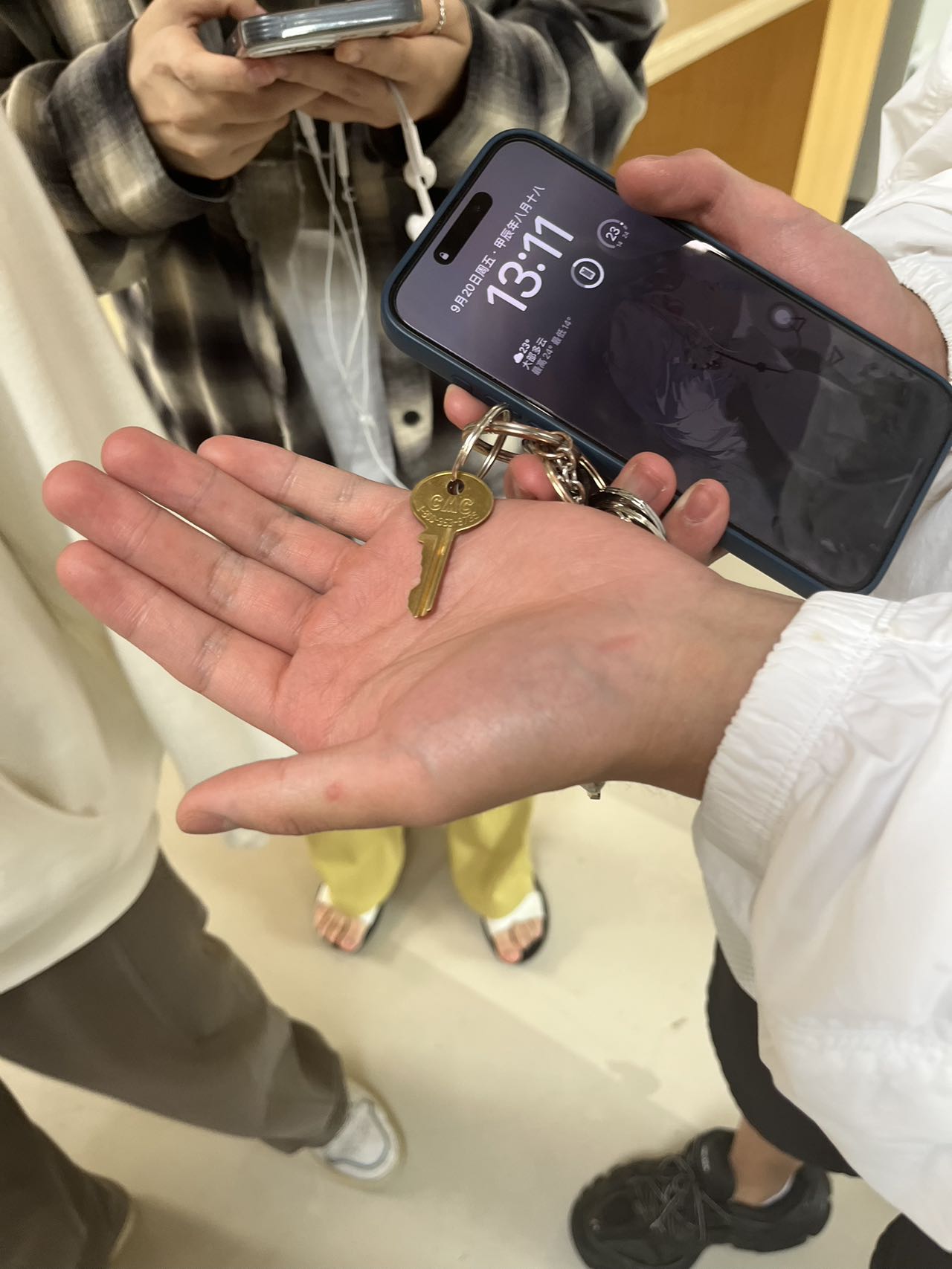 put a description here or you will lose grades <div class='container'><iframe class='responsive-iframe' src='https://www.youtube.com/embed/tgbNymZ7vqY'></iframe></div>